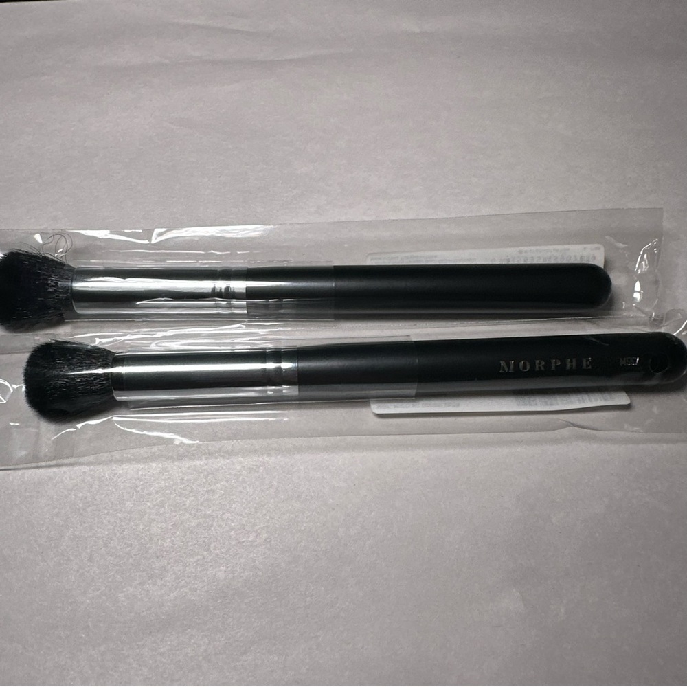Morphe M557 brush
